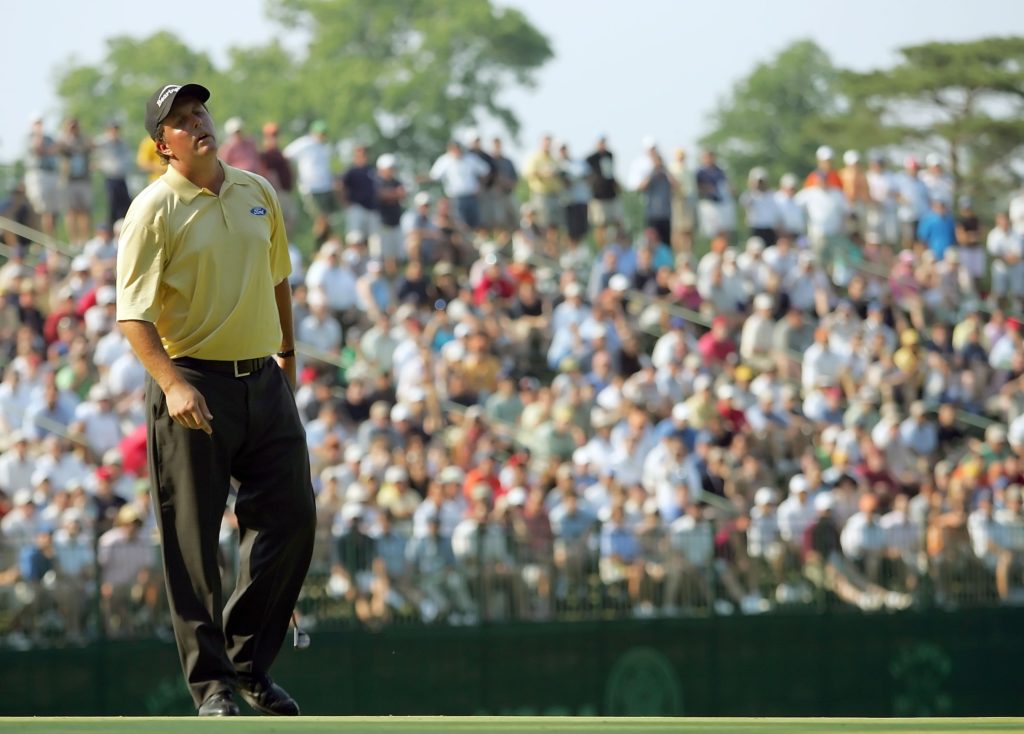 Phil Mickelson reacts to a missed putt during the final round of the 2006 US Open Championship