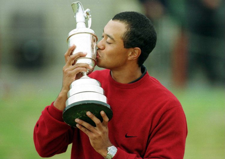23 Jul 2000: Tiger Woods of the USA with the trophy after winning the British Open Golf Championships at the Old Course, St Andrews, Scotland.  Man...