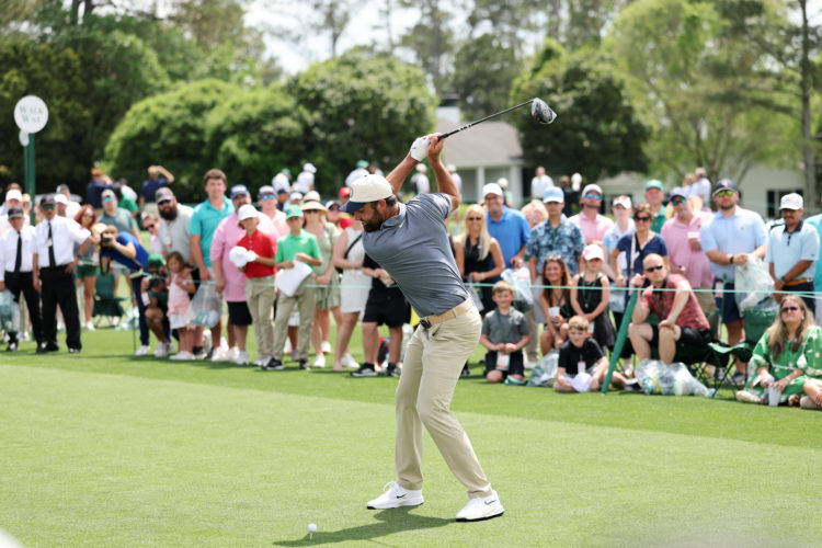 Photo by Michael Reaves/Getty Images