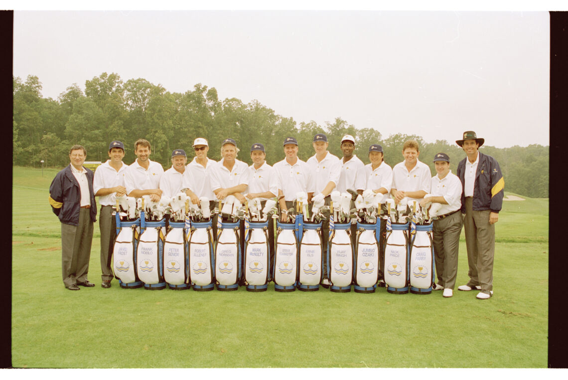 International Team - David Frost, Frank Nobilo, Peter Senior, Robert Allenby, Greg Norman, Mark McNulty, Steve Elkington, Ernie Els, Vijay Singh, M...