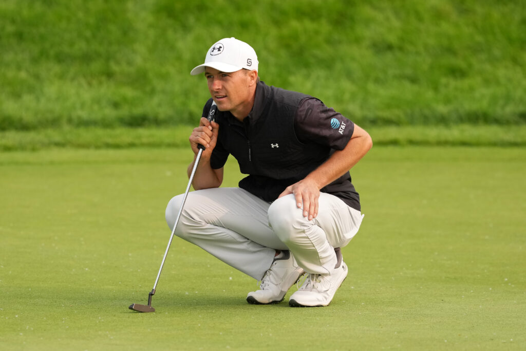 Jordan Spieth lines up a putt during the third round of the Memorial Tournament presented by Workday at Muirfield Village