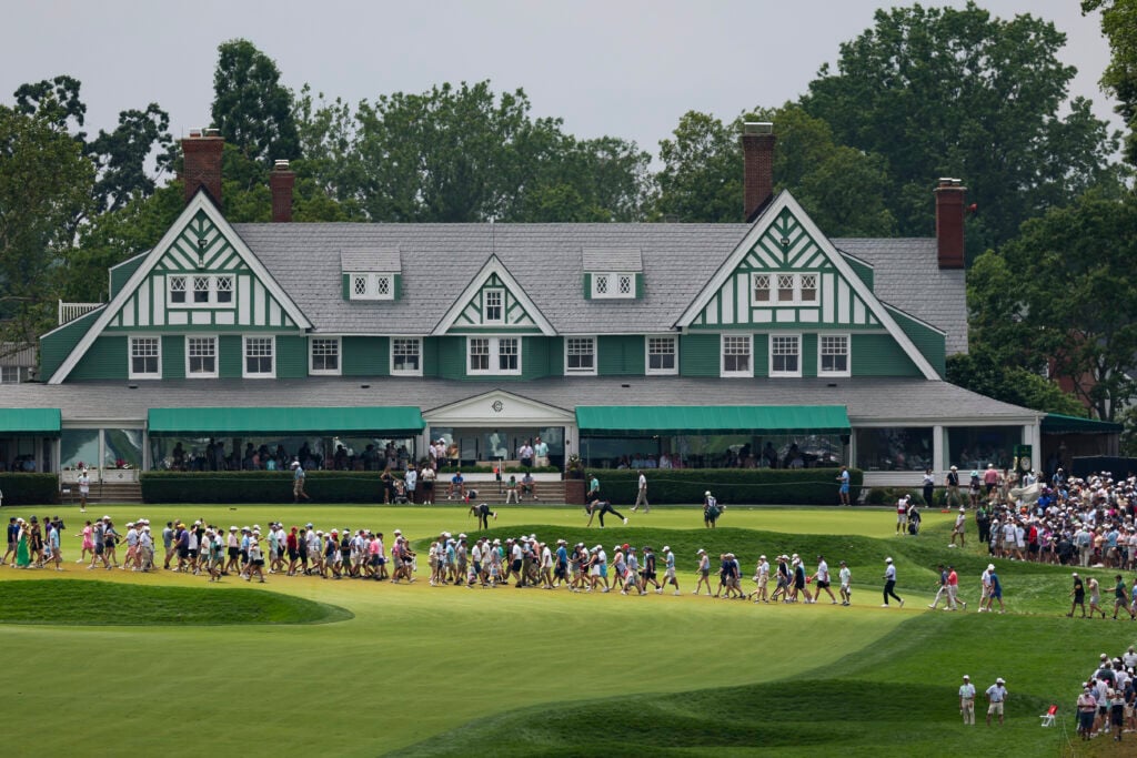 A general view of the clubhouse behind the 18th hole at Oakmont during the final round of the 2025 US Open