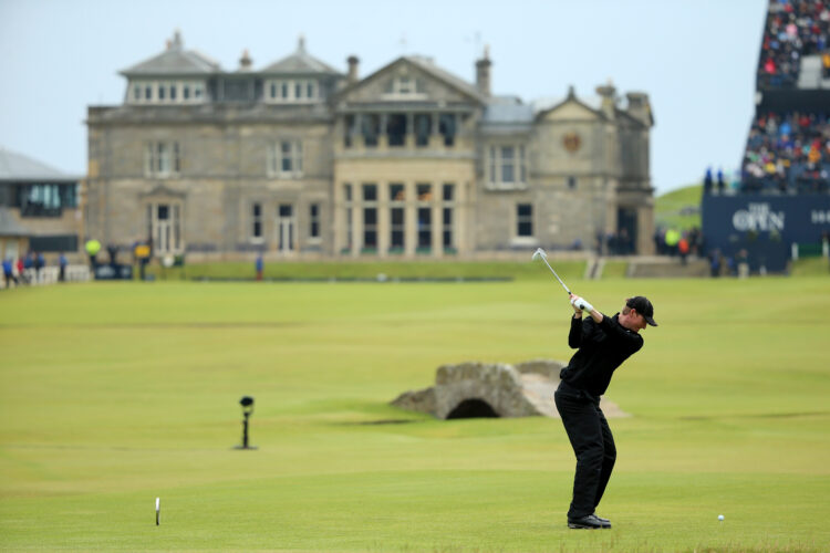 Photo by Andrew Redington/Getty Images