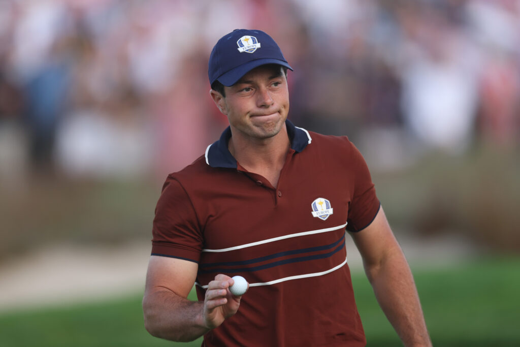 Viktor Hovland of Team Europe acknowledges the crowd at the 2025 Ryder Cup.