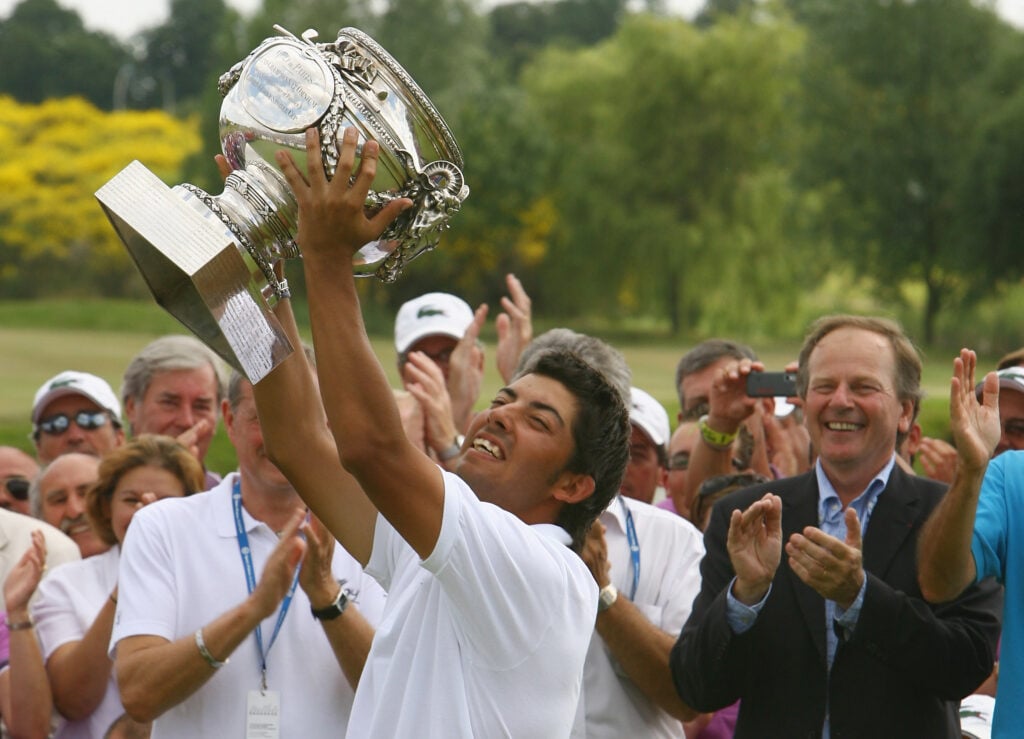 Pablo Larrazabal lifts the Open de France trophy after winning at Le Golf National in 2008