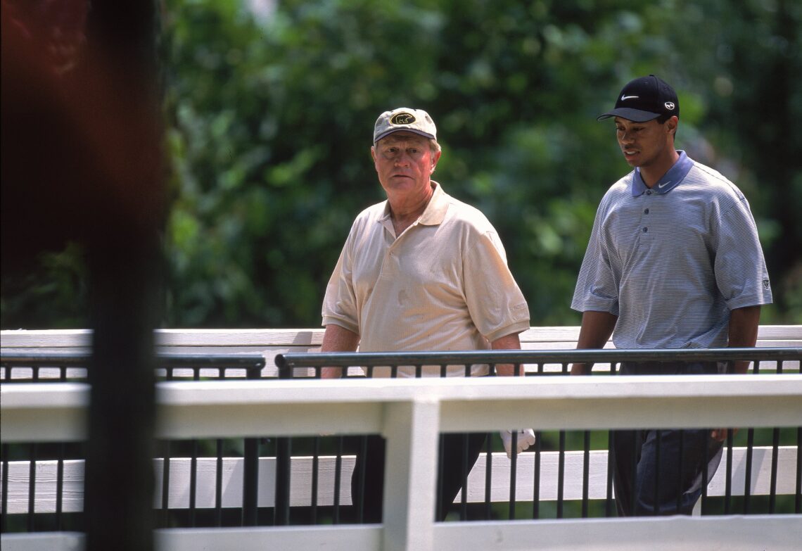 18 Aug 2000: Jack Nicklaus walks with Tiger Woods during the PGA Championship, part of the PGA Tour at the Valhalla Golf Club in Louisville, Kentuc...