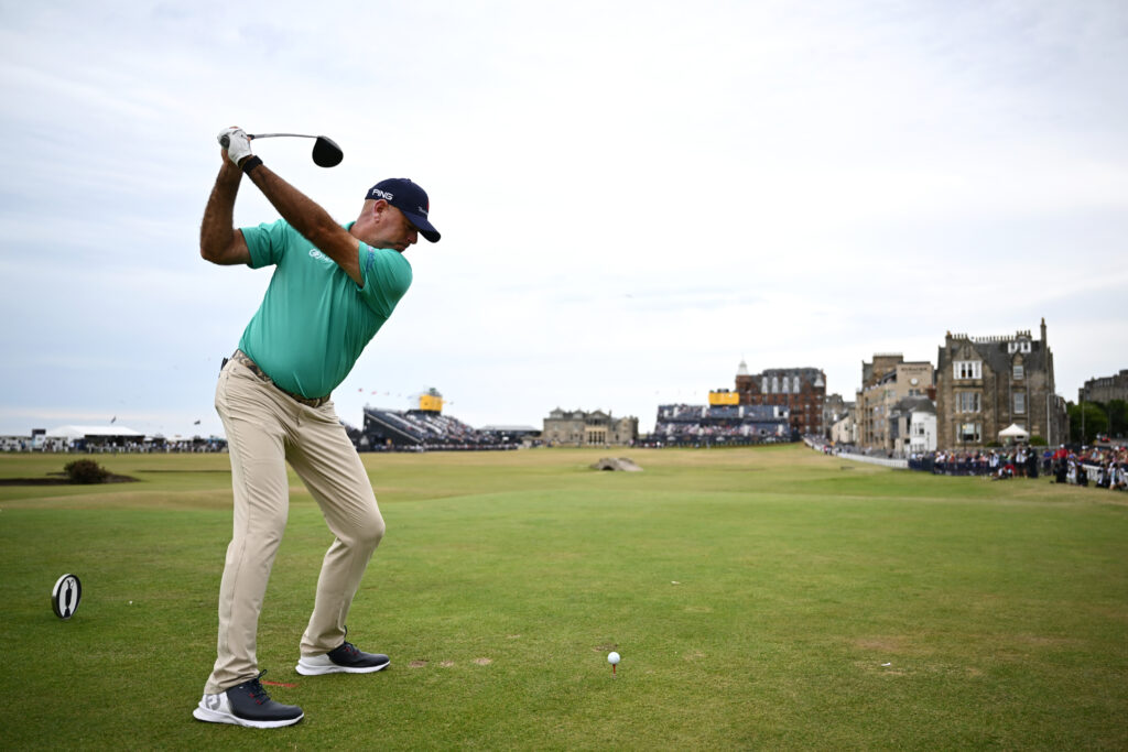 Stewart Cink hits the 18th tee shot at St Andrews ahead of The Open Championship in 2022